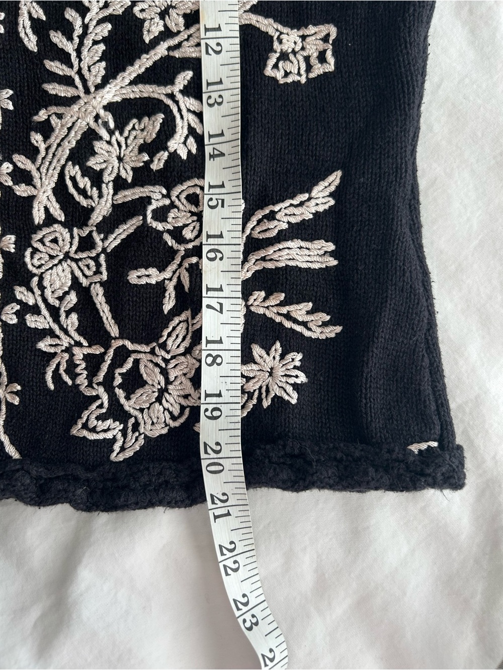 Vintage Black Embroidered Floral Button-Front Vest - Picture 9 of 10